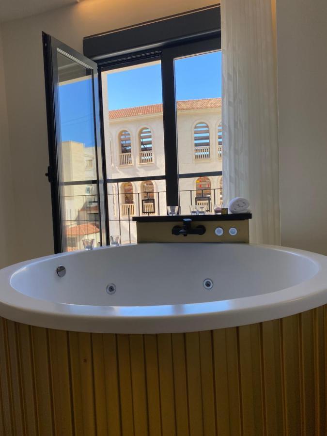 Apartmán Reina Victoria La Plaza Alicante Exteriér fotografie