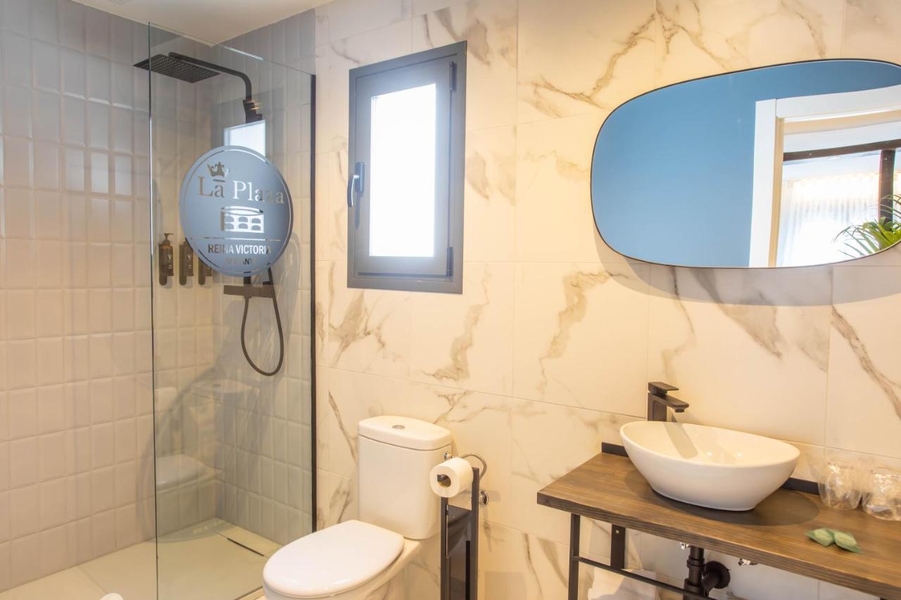 Apartmán Reina Victoria La Plaza Alicante Exteriér fotografie