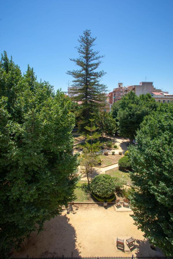 Apartmán Reina Victoria La Plaza Alicante Exteriér fotografie
