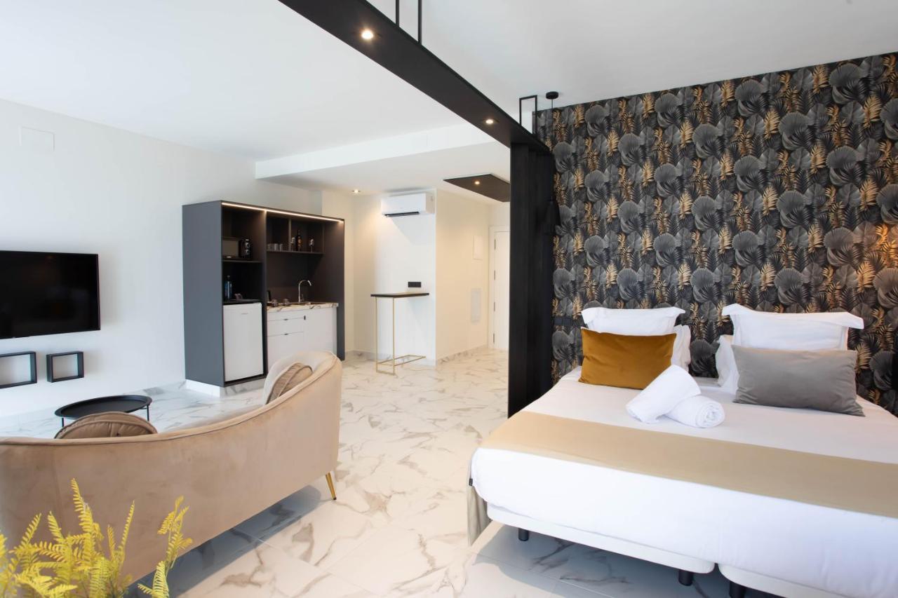 Apartmán Reina Victoria La Plaza Alicante Exteriér fotografie