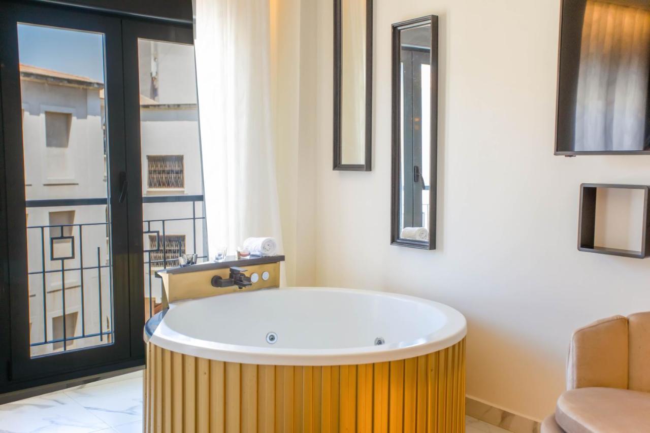 Apartmán Reina Victoria La Plaza Alicante Exteriér fotografie