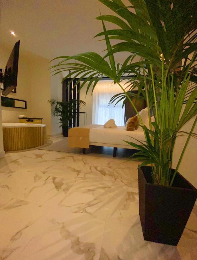 Apartmán Reina Victoria La Plaza Alicante Exteriér fotografie